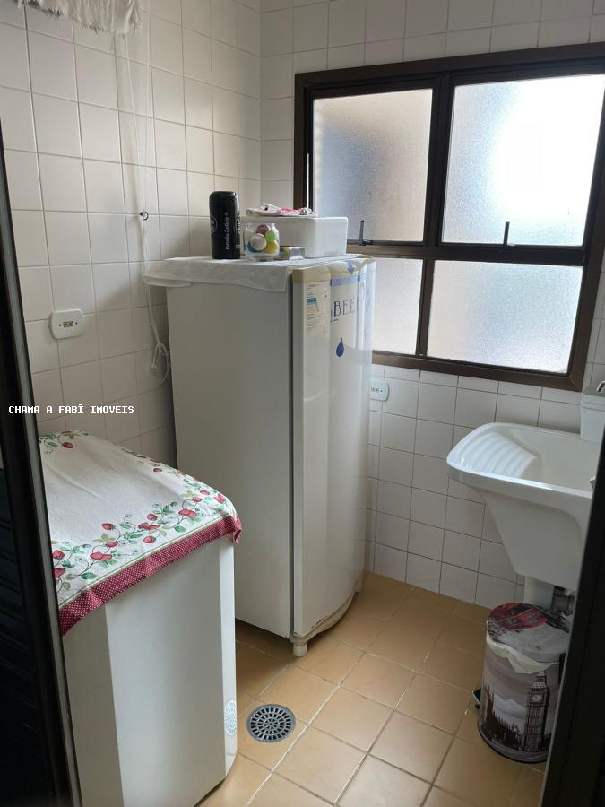 Apartamento à venda com 3 quartos, 1 suíte, 1 vaga e 110m² no Loteamento João Batista Julião, Guarujá (SP) — foto 11 de 28