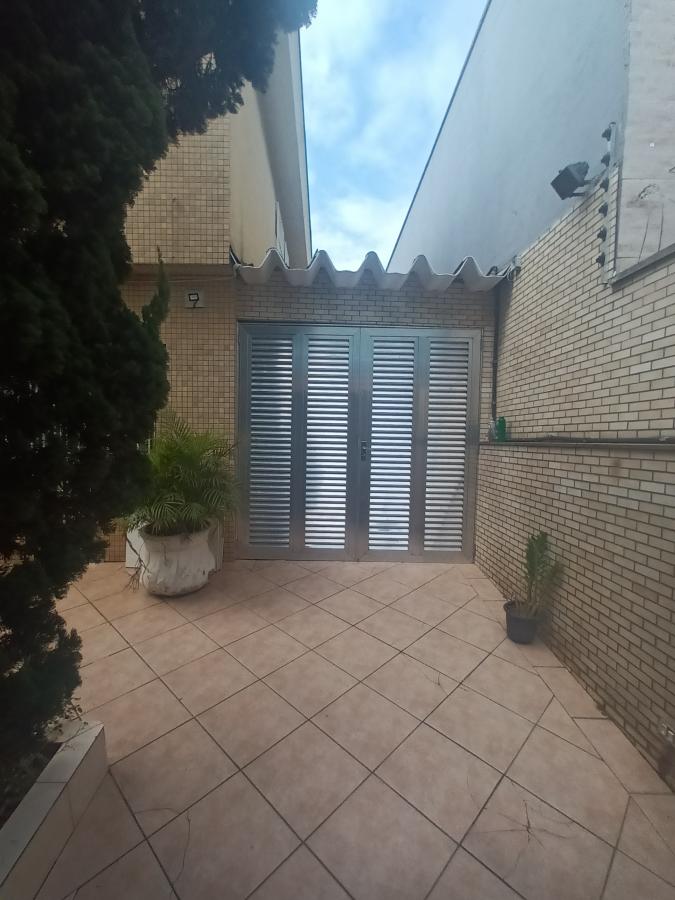 Casa à venda com 3 quartos, 1 suíte, 4 vagas e 200m² no Vila Ré, São Paulo (SP) — foto 8 de 30