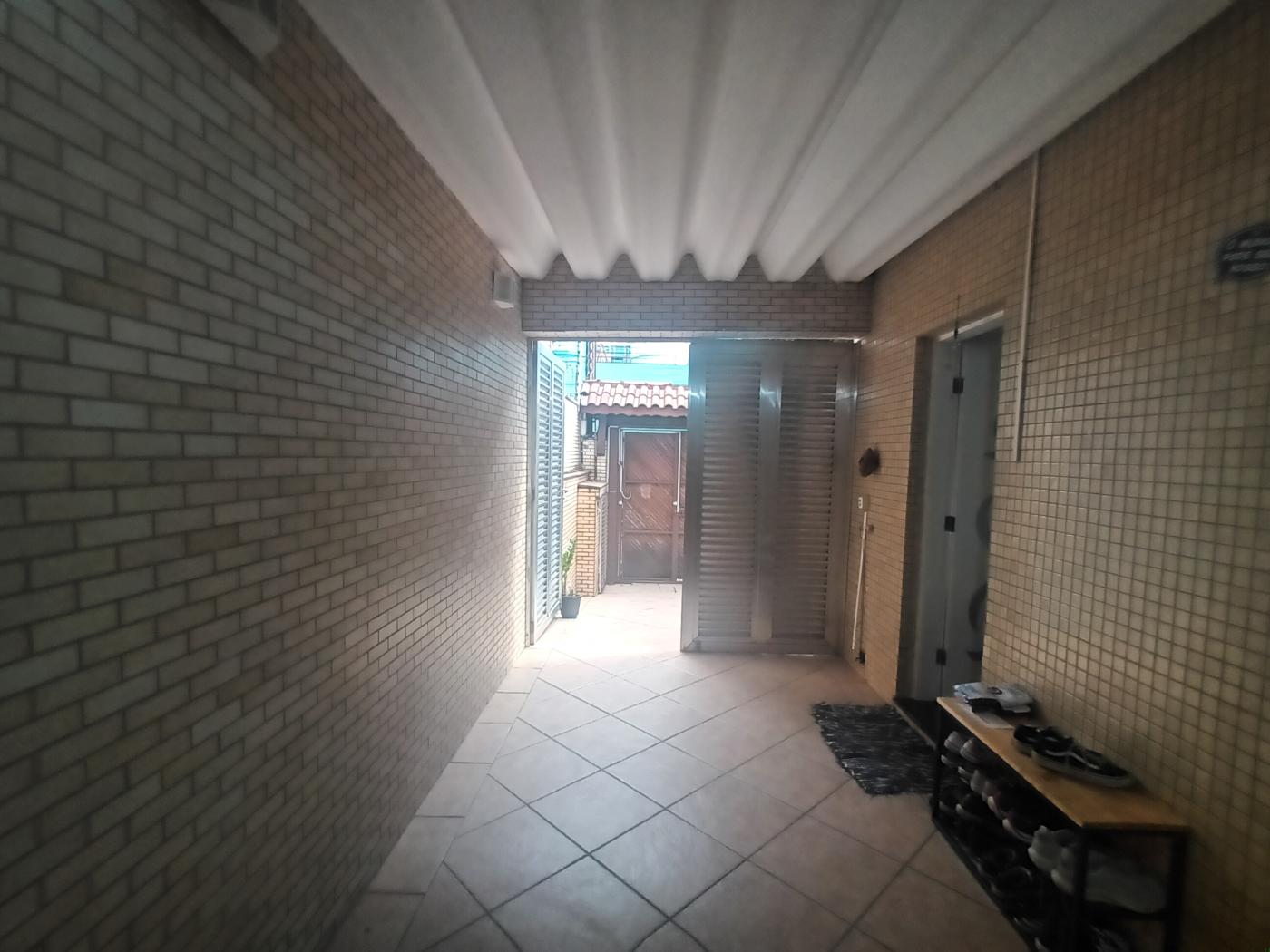 Casa à venda com 3 quartos, 1 suíte, 4 vagas e 200m² no Vila Ré, São Paulo (SP) — foto 18 de 30