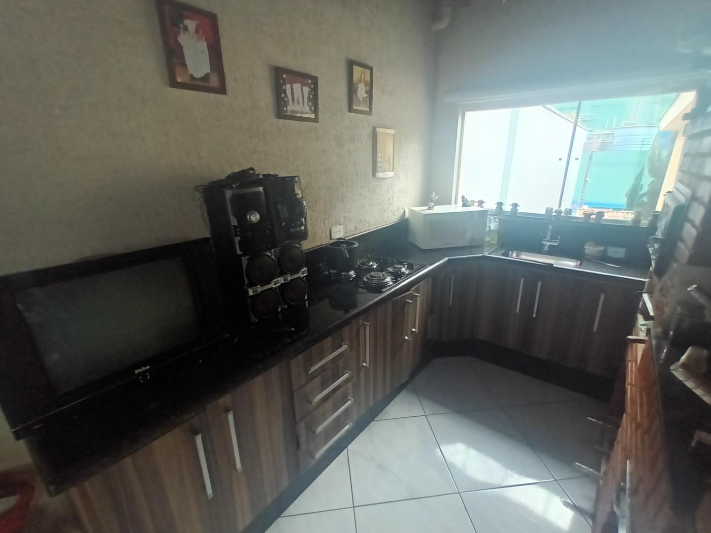 Casa à venda com 3 quartos, 1 suíte, 4 vagas e 200m² no Vila Ré, São Paulo (SP) — foto 26 de 30