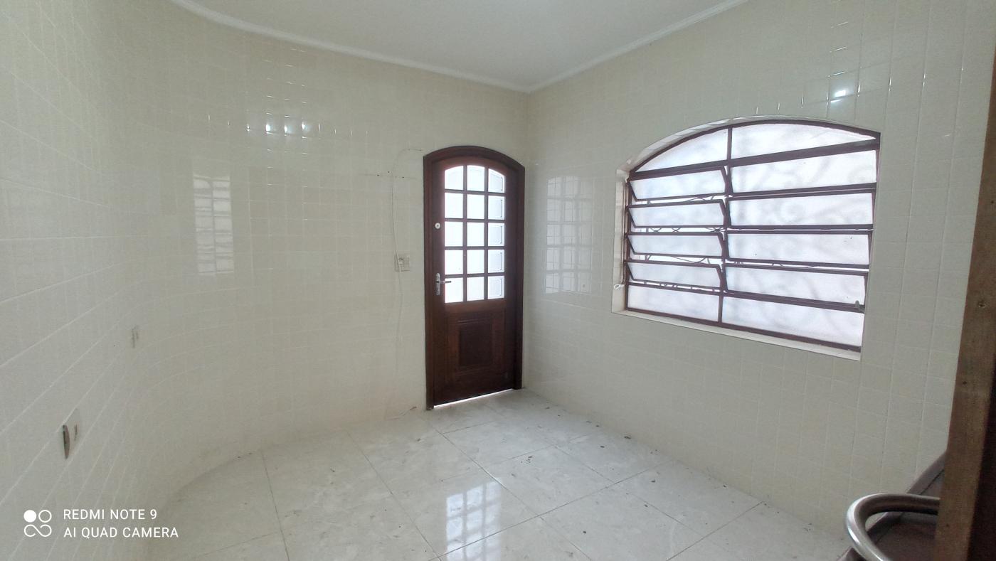 Casa à venda com 4 quartos, 3 suítes, 4 vagas e 300m² no Vila Carrão, São Paulo (SP) — foto 16 de 30