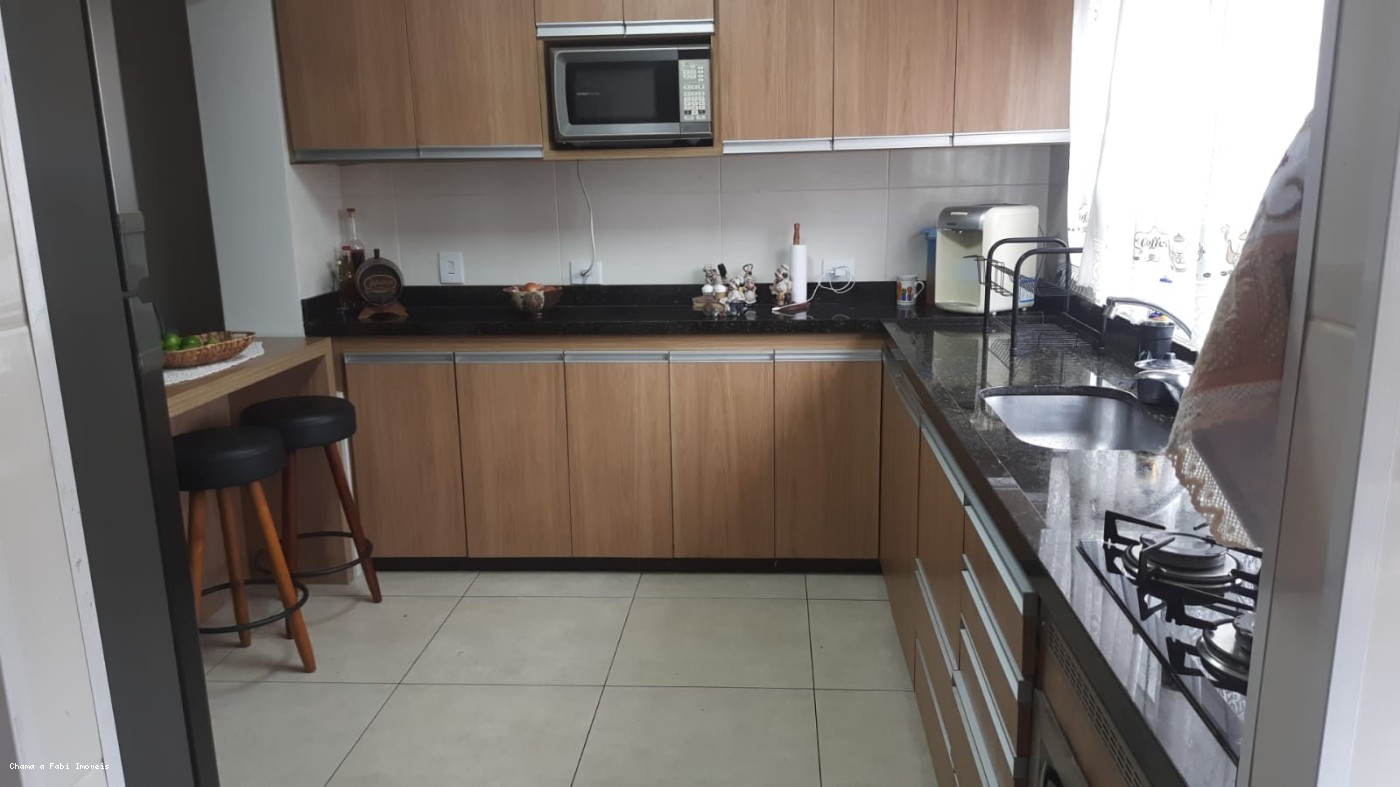 Casa à venda com 4 quartos, 3 banheiros, 2 vagas e 175m² no Vila Lúcia Elvira, São Paulo (SP) — foto 24 de 30