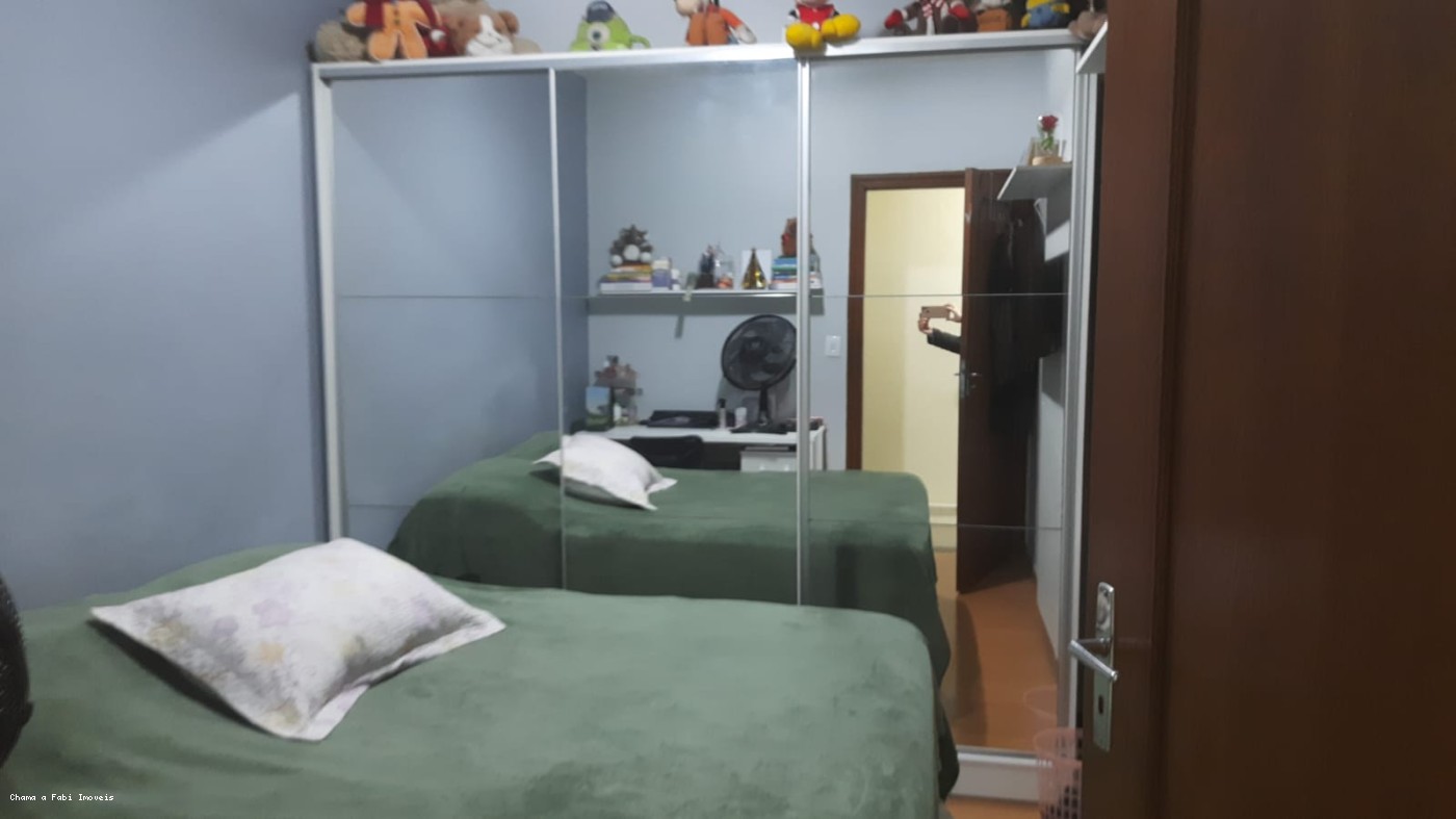 Casa à venda com 4 quartos, 3 banheiros, 2 vagas e 175m² no Vila Lúcia Elvira, São Paulo (SP) — foto 28 de 30
