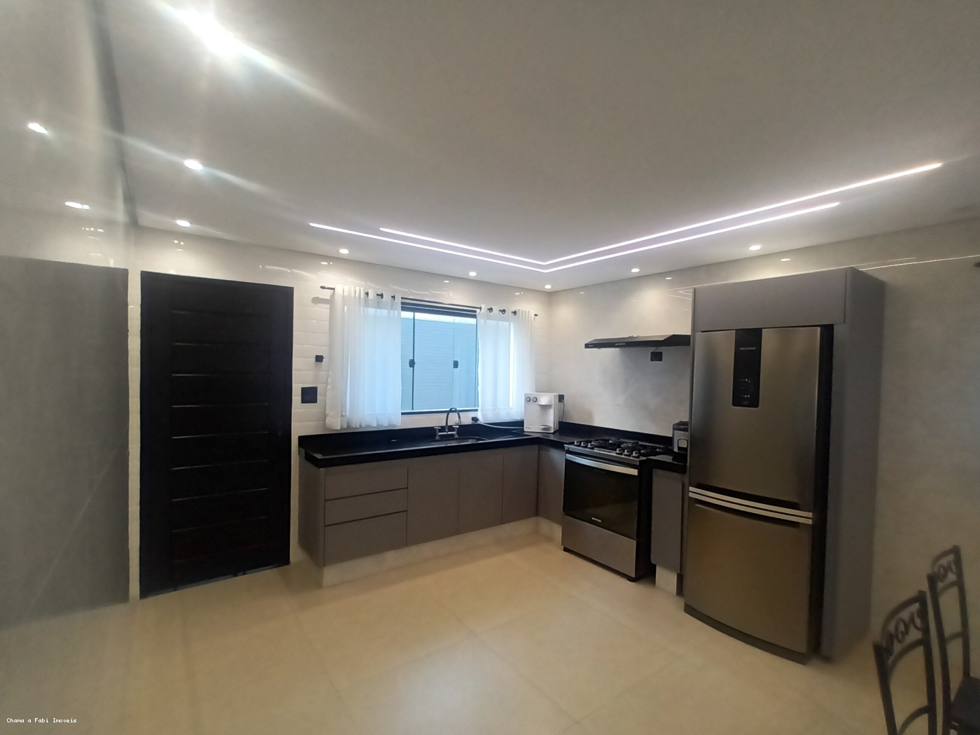 Casa à venda com 3 quartos, 1 suíte, 2 vagas e 220m² no Vila Carrão, São Paulo (SP) — foto 15 de 30