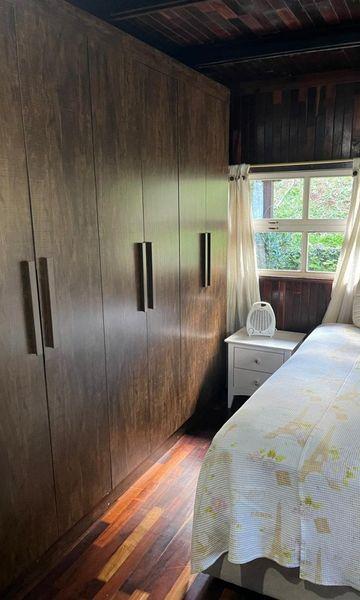 Casa à venda com 4 quartos, 1 suíte, 4 vagas e 225m² no Mury, Nova Friburgo (RJ) — foto 23 de 30