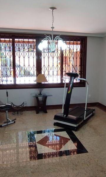 Casa à venda com 4 quartos, 3 suítes, 6 vagas e 615m² no Jardim Marajói, Nova Friburgo (RJ) — foto 15 de 30