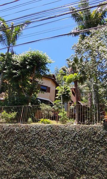 Casa à venda com 4 quartos, 3 suítes, 6 vagas e 615m² no Jardim Marajói, Nova Friburgo (RJ) — foto 25 de 30