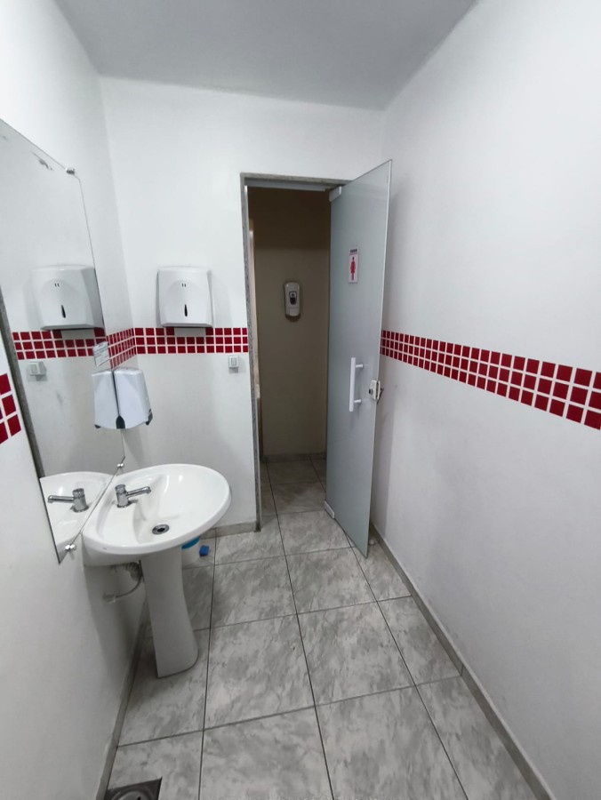 Comercial à venda com 5 banheiros e 415m² no Centro, Nova Friburgo — foto principal