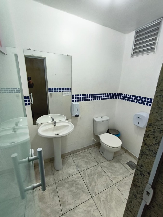 Comercial à venda com 5 banheiros e 415m² no Centro, Nova Friburgo (RJ) — foto 3 de 9
