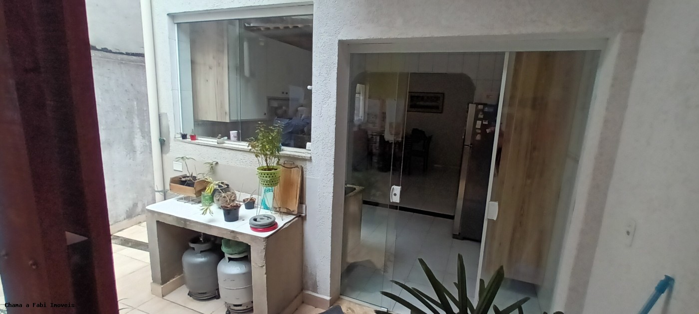 Casa à venda com 3 quartos, 3 banheiros, 2 vagas e 174m² no Parque dos Bancários, São Paulo (SP) — foto 9 de 30
