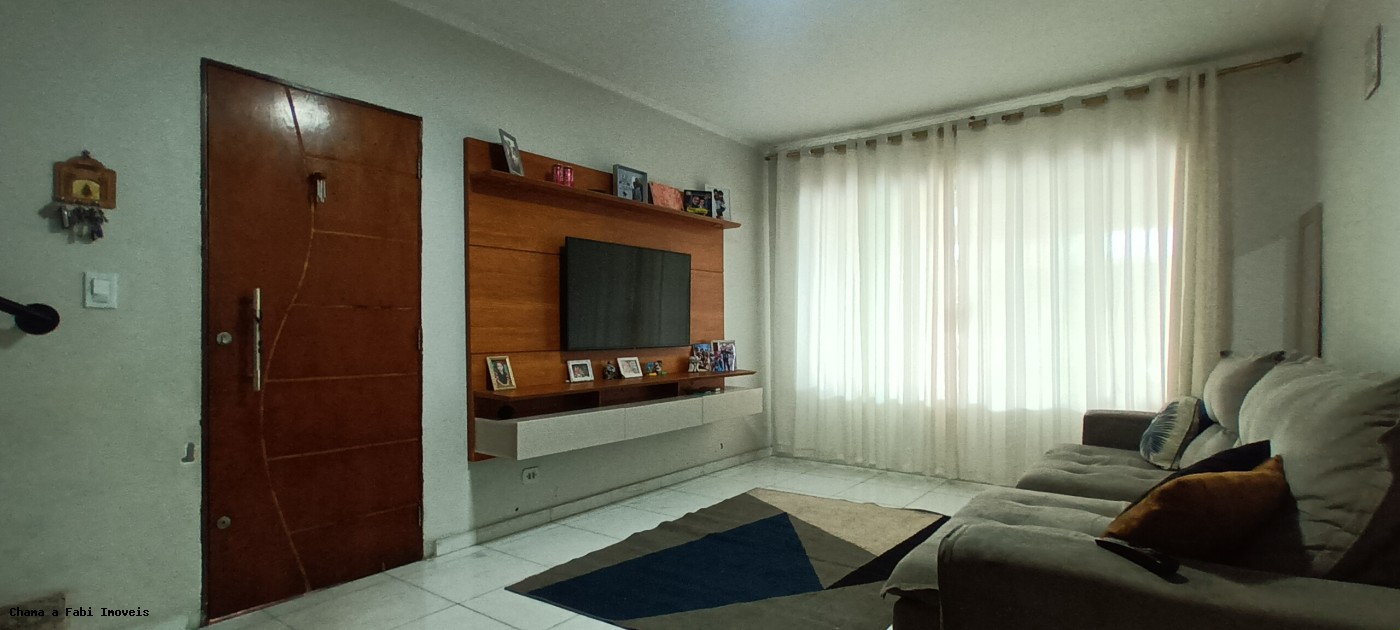 Casa à venda com 3 quartos, 3 banheiros, 2 vagas e 174m² no Parque dos Bancários, São Paulo (SP) — foto 17 de 30