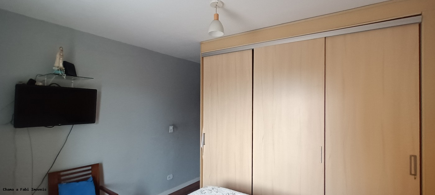 Casa à venda com 3 quartos, 3 banheiros, 2 vagas e 174m² no Parque dos Bancários, São Paulo (SP) — foto 28 de 30