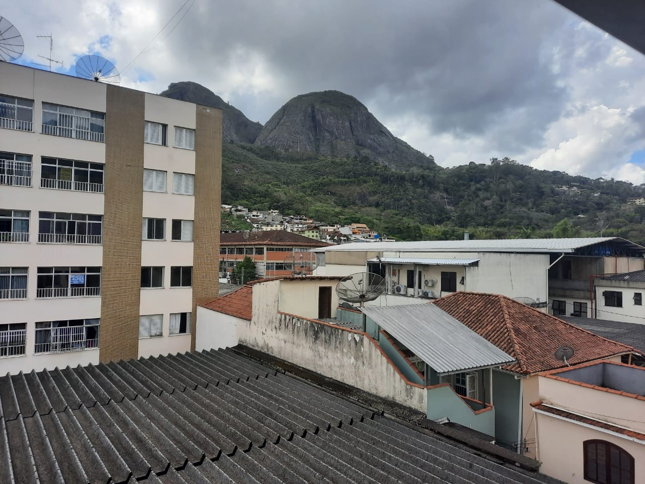Apartamento à venda com 3 quartos, 3 banheiros, 1 vaga e 120m² no Centro, Nova Friburgo — foto principal