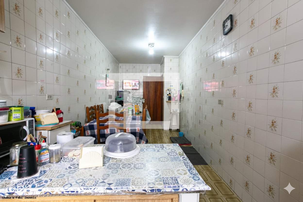 Casa à venda com 3 quartos, 1 suíte, 3 vagas e 340m² no Vila Carrão, São Paulo (SP) — foto 3 de 9
