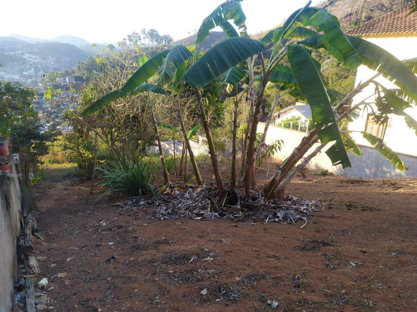 Terreno à venda com 615m² de terreno no Conselheiro Paulino, Nova Friburgo — foto principal