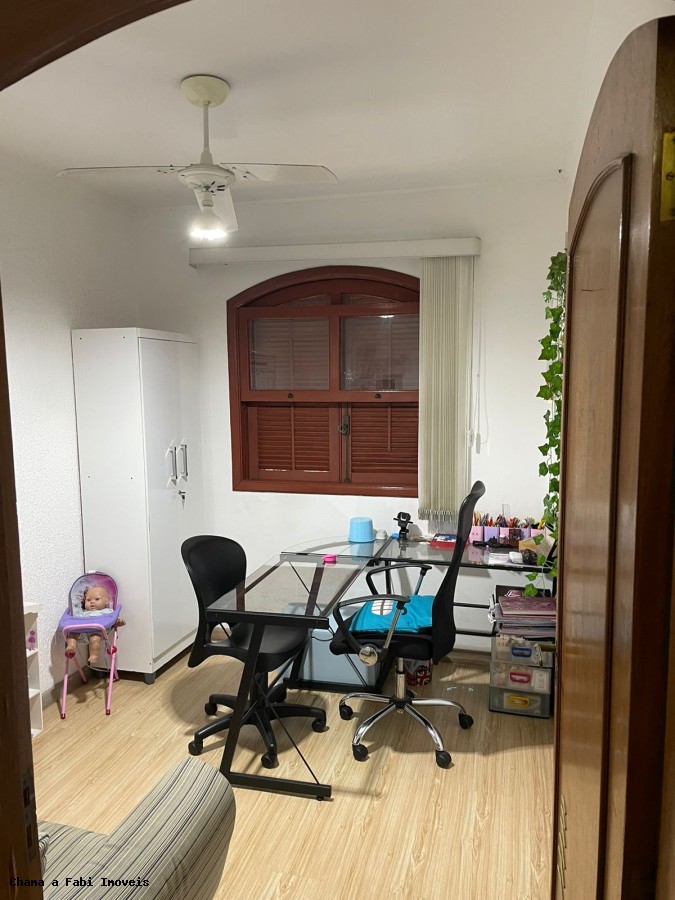 Casa à venda com 5 quartos, 2 suítes, 3 vagas e 190m² no Tatuapé, São Paulo (SP) — foto 25 de 30