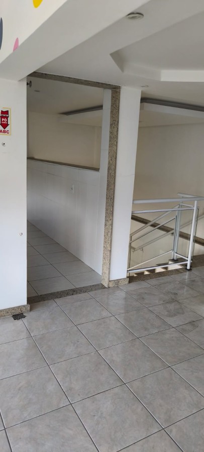 Comercial à venda com 7 banheiros, 3 vagas e 559m² no Olaria, Nova Friburgo (RJ) — foto 12 de 30