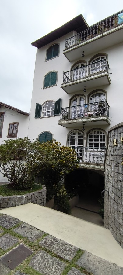 Cobertura à venda com 3 quartos, 1 suíte, 2 vagas e 230m² no Braunes, Nova Friburgo (RJ) — foto 2 de 2