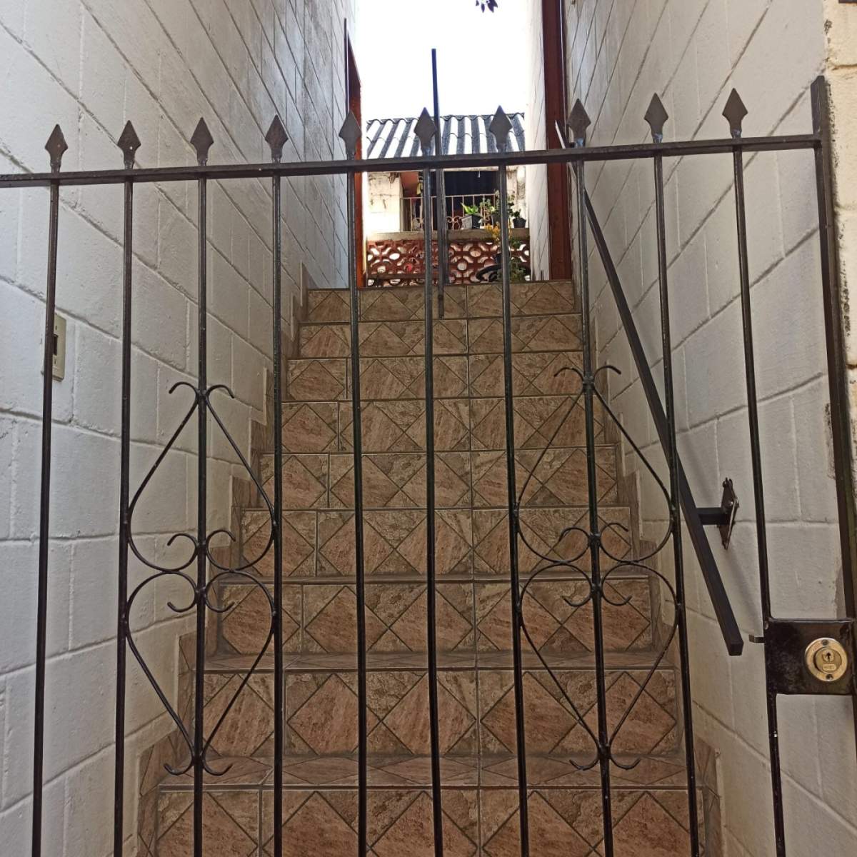 Apartamento à venda com 3 quartos, 1 banheiro, 1 vaga e 51m² no Cordoeira, Nova Friburgo — foto principal