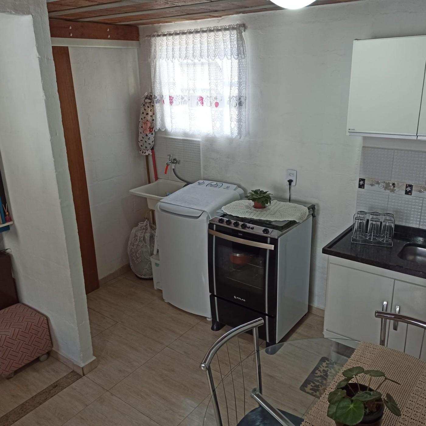 Apartamento à venda com 3 quartos, 1 banheiro, 1 vaga e 51m² no Cordoeira, Nova Friburgo (RJ) — foto 5 de 8