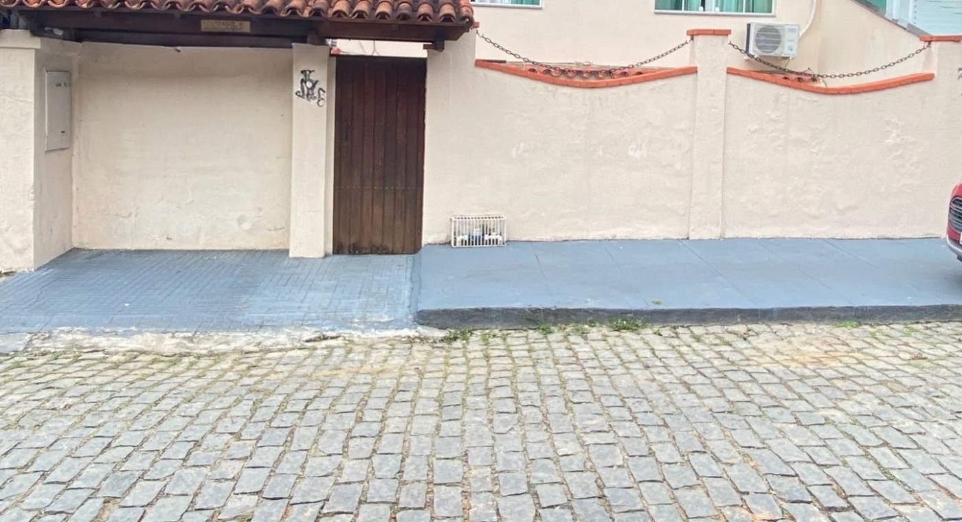 Casa à venda com 3 quartos, 2 banheiros, 1 vaga e 148m² no Nova Friburgo — foto principal
