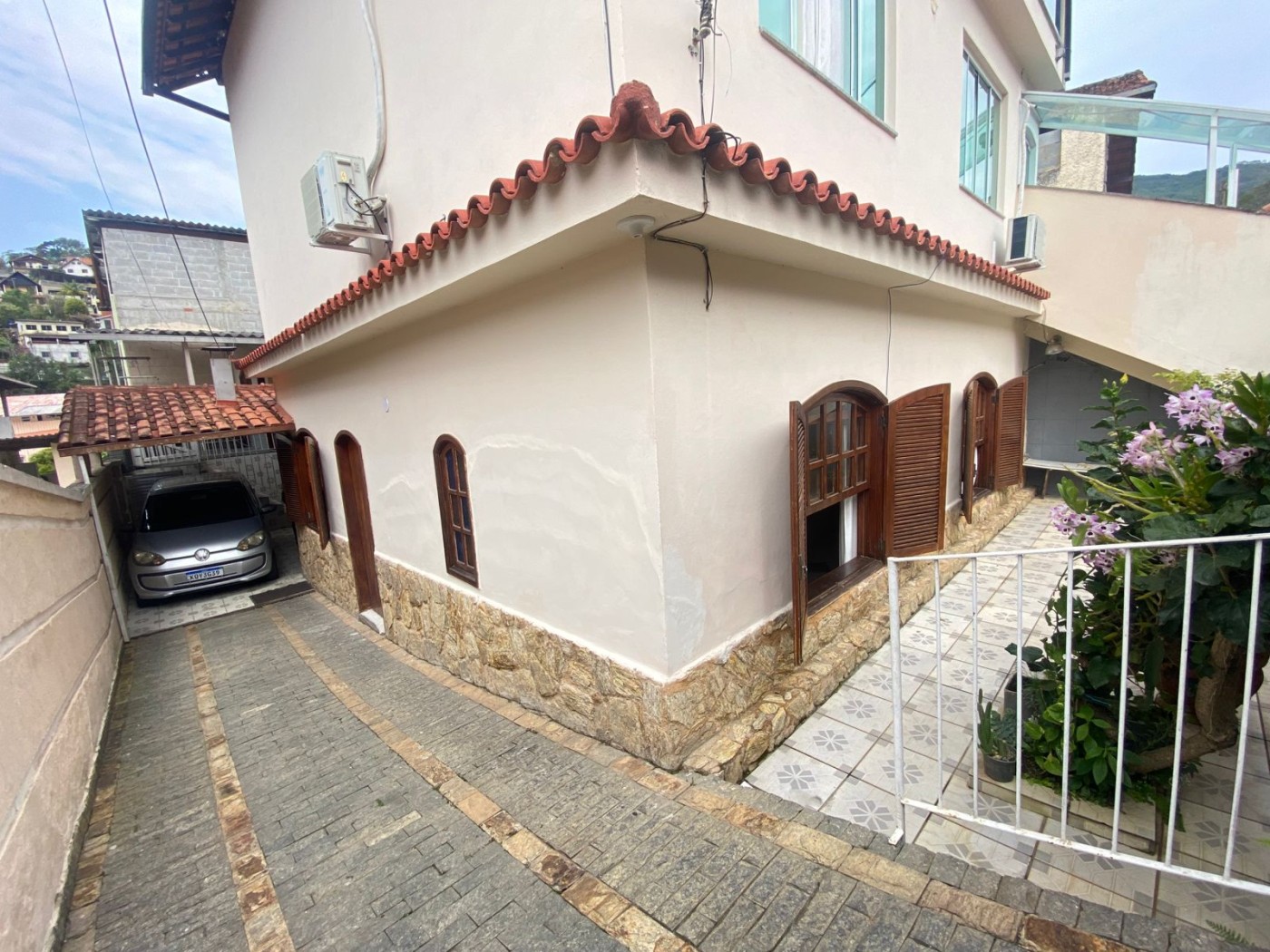 Casa à venda com 3 quartos, 2 banheiros, 1 vaga e 148m² no Nova Friburgo (RJ) — foto 8 de 30
