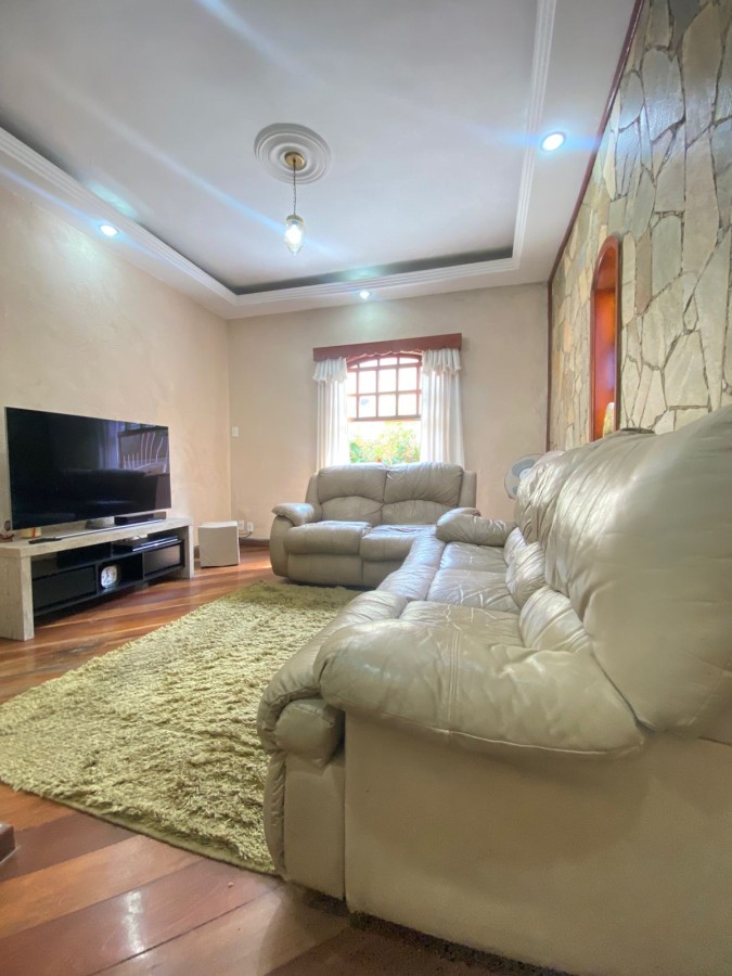 Casa à venda com 3 quartos, 2 banheiros, 1 vaga e 148m² no Nova Friburgo (RJ) — foto 22 de 30