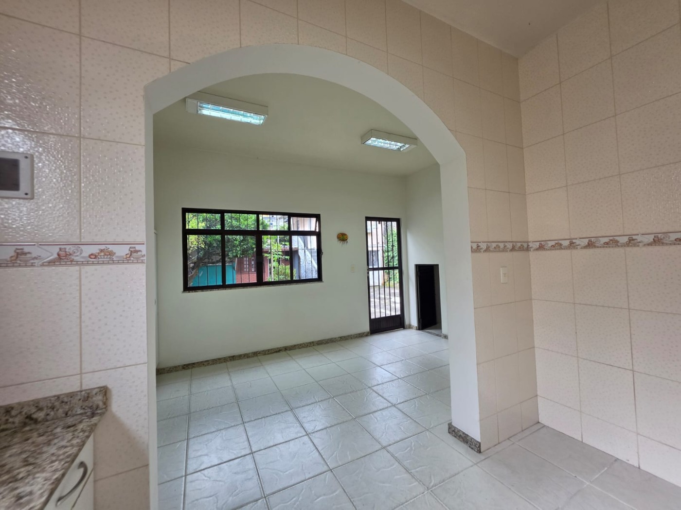 Casa à venda com 4 quartos, 1 suíte, 5 vagas e 200m² no Nova Friburgo (RJ) — foto 21 de 30